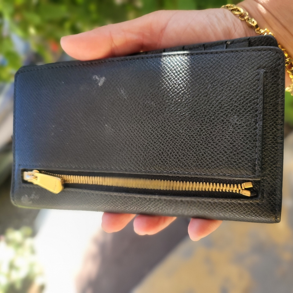 Salvatore Ferragamo Black Wallet - Picture 4 of 9